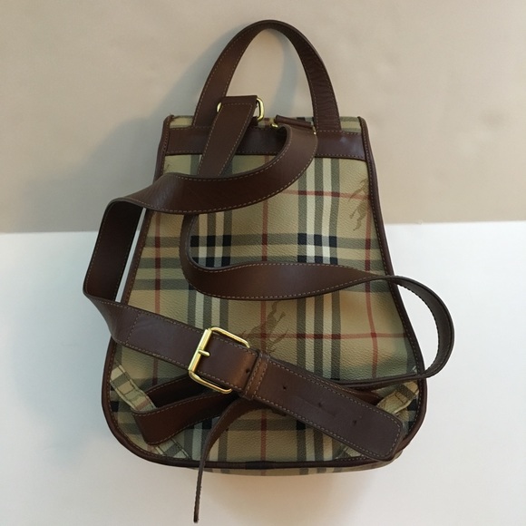 Burberry Backpack -🔥HOST PICK🔥 - Picture 2 of 6